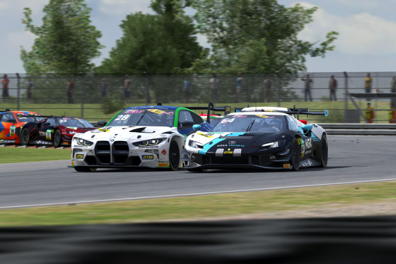 Enge Zweikämpfe zum zwischen den Teilnehmern gab es schon zum Saisonstart