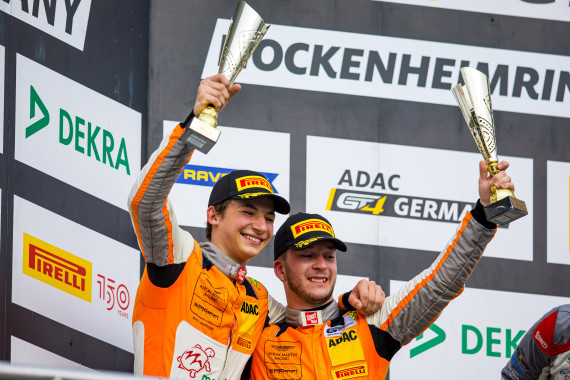 Großer Jubel bei Hugo Sasse (li.) und Mike David Ortmann