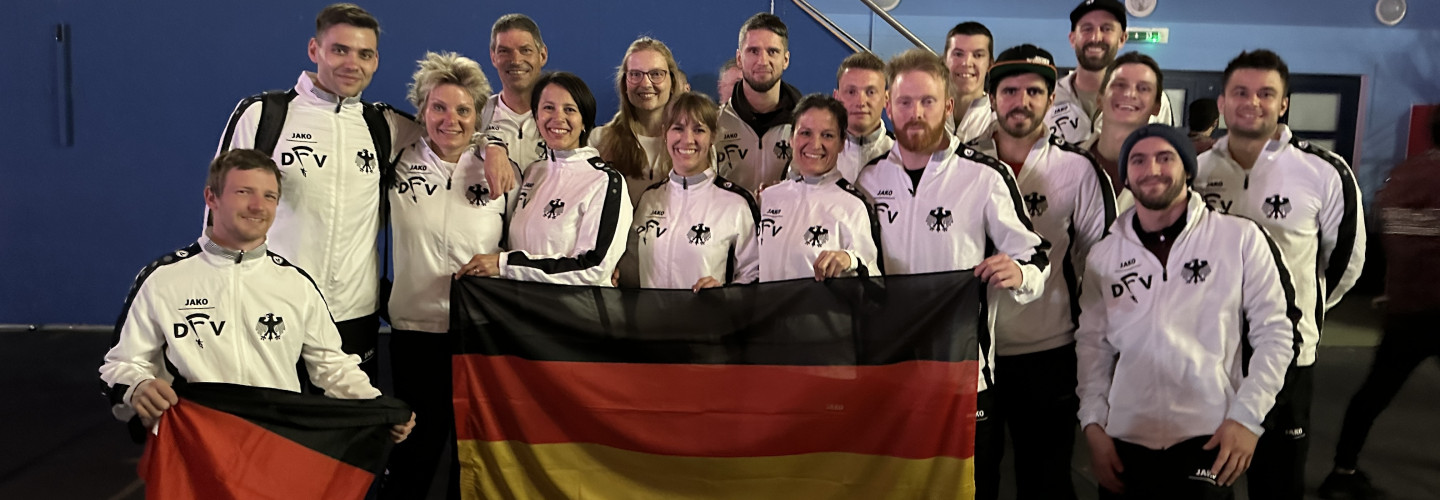 Die deutschen Delegation bei der WM im Indoor Skydiving