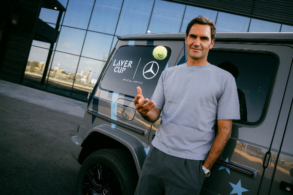 Im Interview spricht Tennis-Ikone Roger Federer u.a. über seine sportlichen Erwartungen an das Turnier und die besondere Rückkehr in die O2 Arena, wo er vor vier Jahren sein letztes Match bestritt. Außerdem blickt der Schweizer auf seine Aufnahme in die Internationale Tennis Hall of Fame zurück.