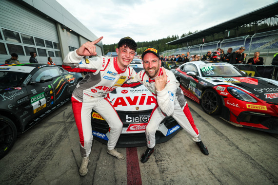 Philipp Gogollok (li.) und Hendrik Still gewannen auf dem Red Bull Ring