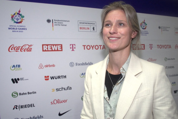 Olympiasiegerin Britta Heidemann spricht am Tag der Eröffnungsfeier der Special Olympics World Games im Interview u.a. über ihre Vorfreude, ihre ersten Berührungspunkte mit den Special Olympics und eine mögliche deutsche Olympia-Bewerbung.